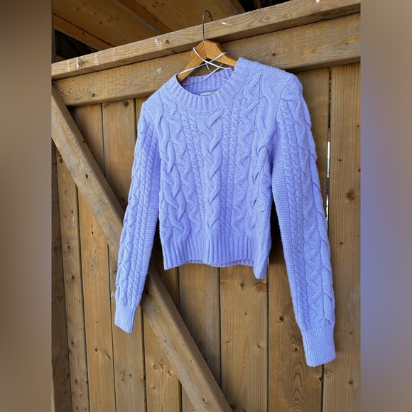 Pastel Purple Sweater Cable Knit Soft Cozy Winter Holiday 🦄 - Picture 8 of 9